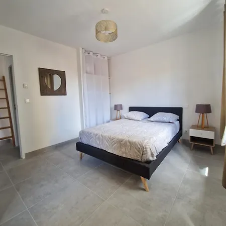 Beaux Souvenirs アパート *